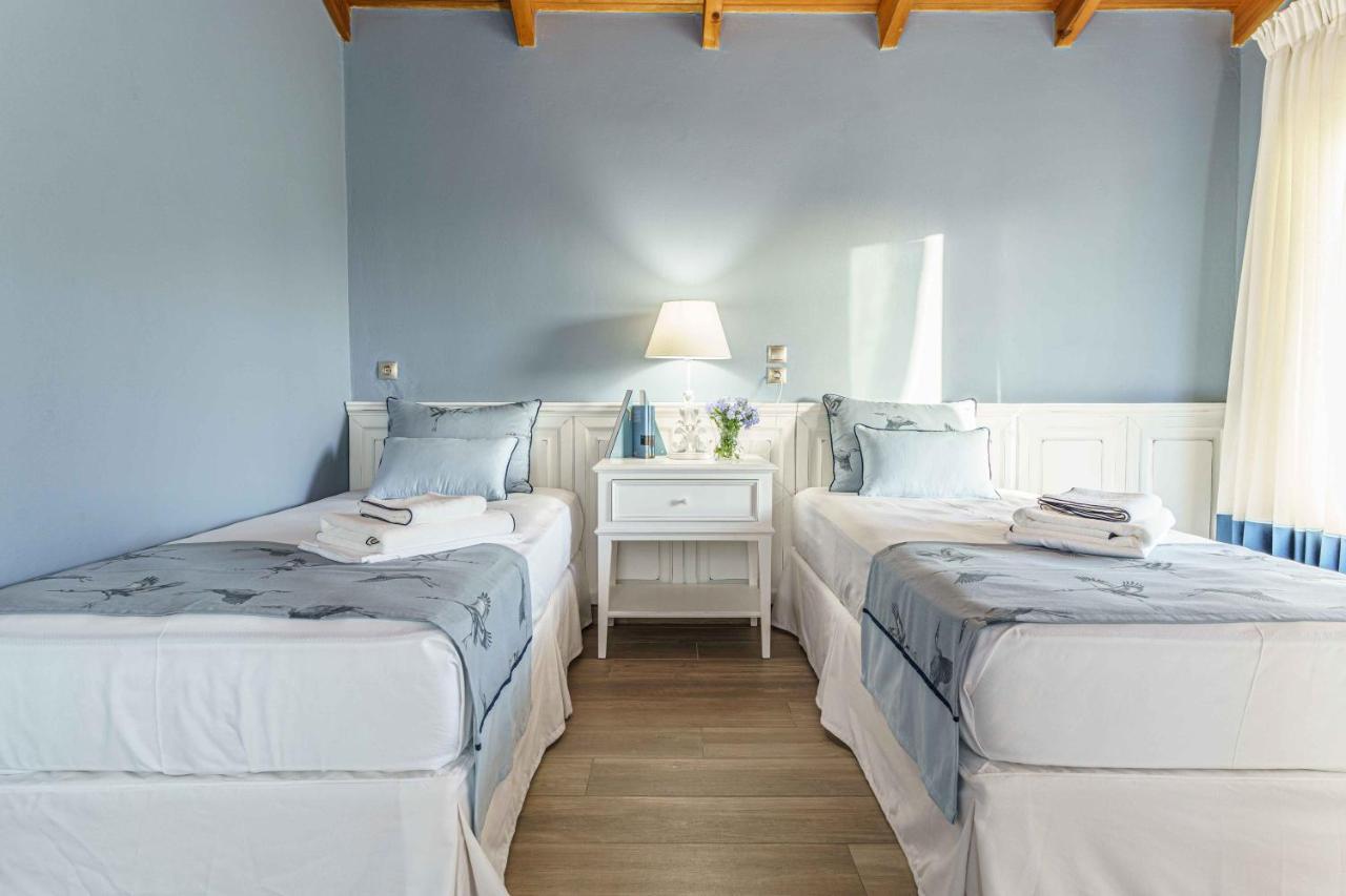 Villa Simantiri Pombia Kültér fotó