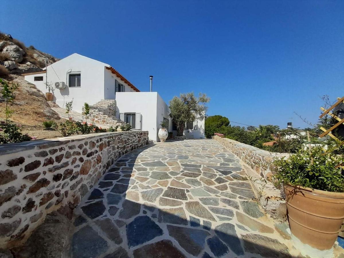 Villa Simantiri Pombia Kültér fotó