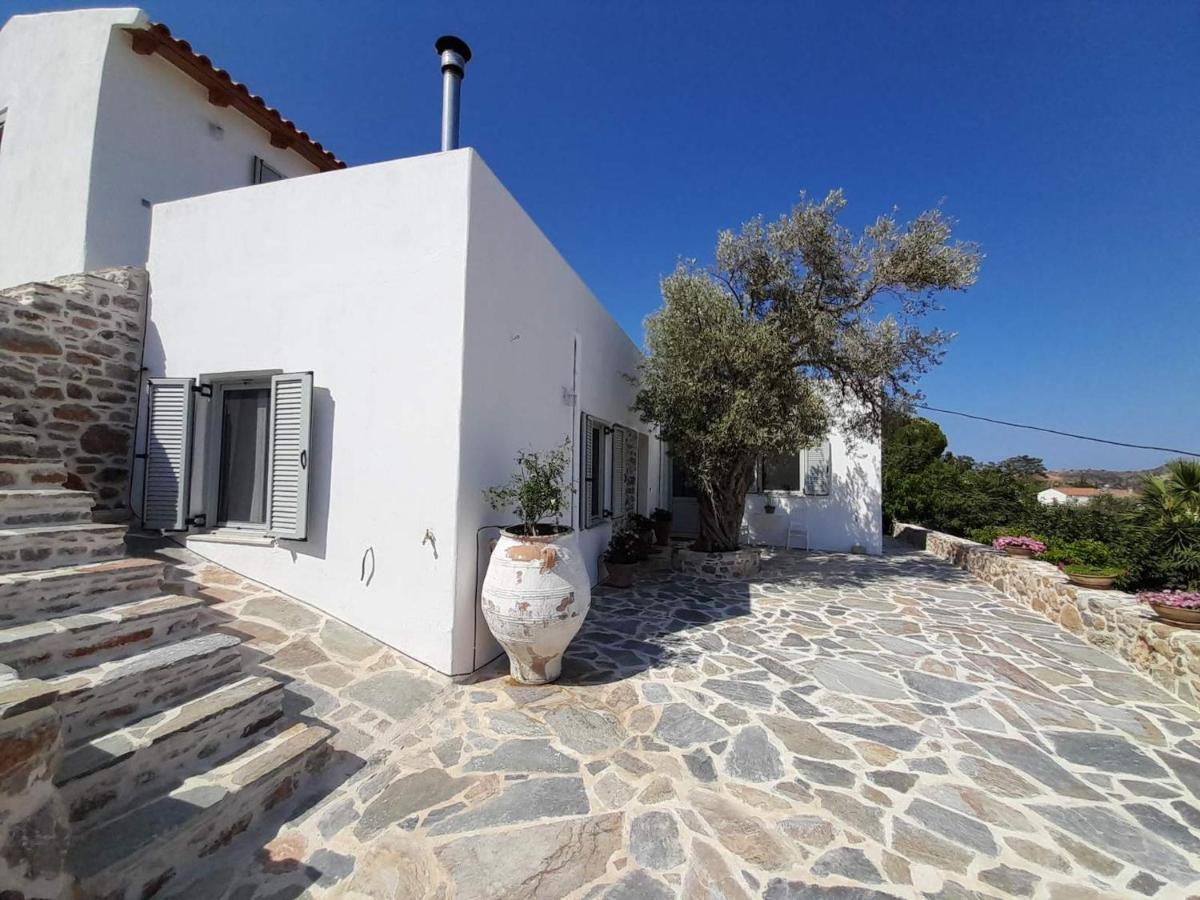 Villa Simantiri Pombia Kültér fotó