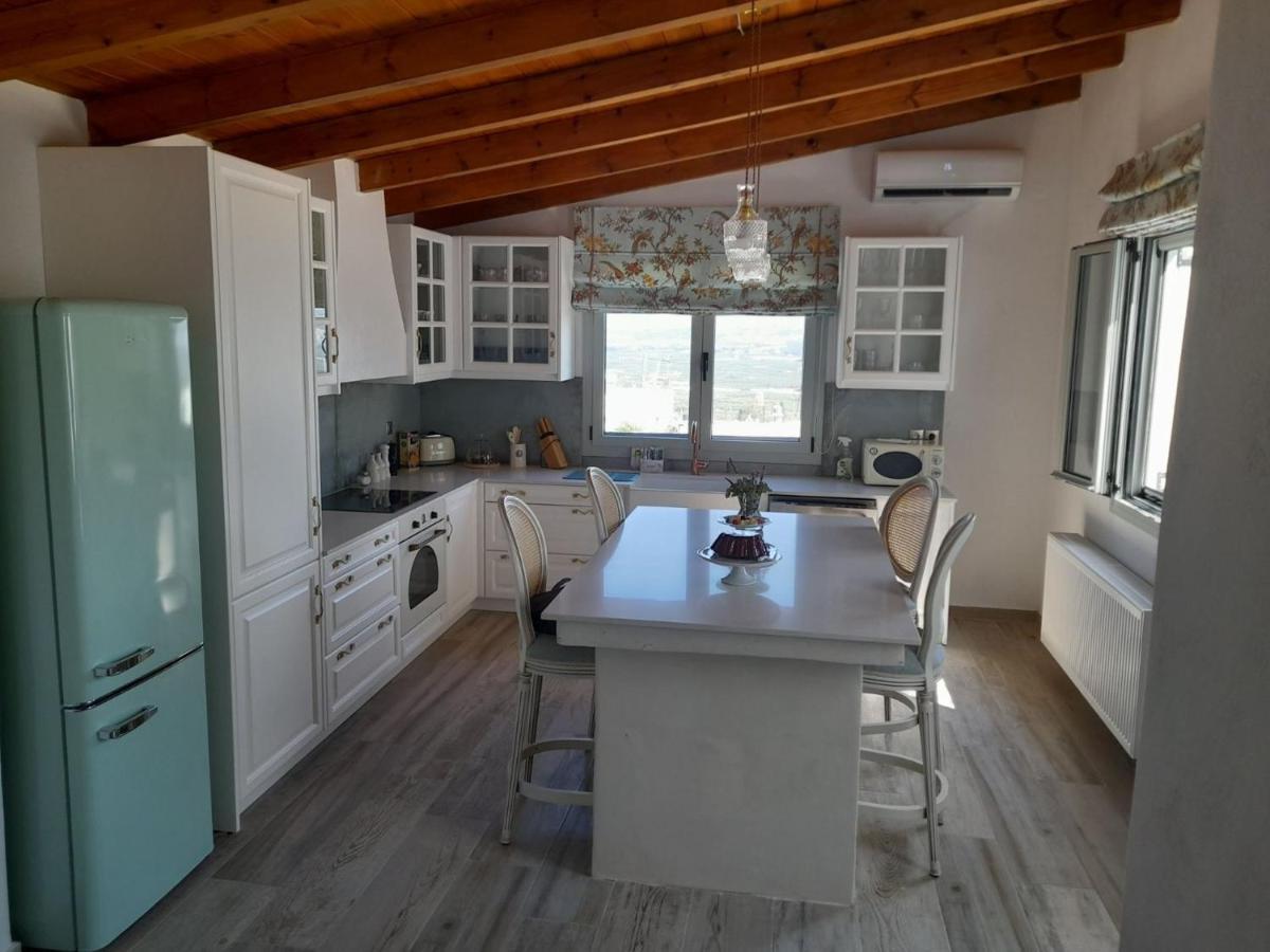 Villa Simantiri Pombia Kültér fotó